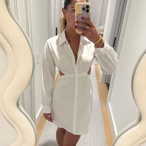 Elegant White Long Sleeve Dress